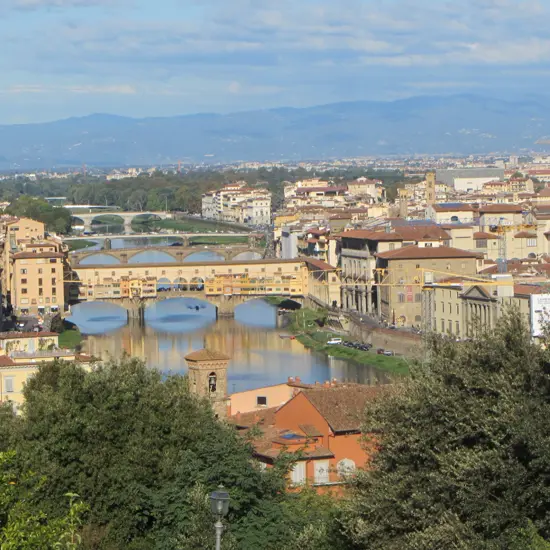 Ponte Vecchio Bridge.jpg